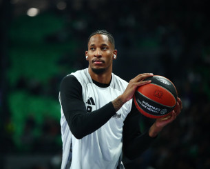 Κλάιμπερν: «Να μην μας επηρεάσει η ατμόσφαιρα που δημιουργεί ο κόσμος του Παναθηναϊκού»