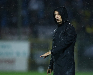 Λουτσέσκου: «Από μία ηλιθιότητα χάσαμε δύο βαθμούς»