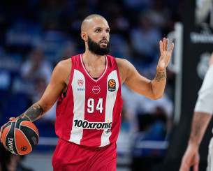 Ολυμπιακός: Από τα 7/8 τρίποντα στο πρώτο δεκάλεπτο στο 8/27 στο φινάλε του αγώνα με τη Ρεάλ