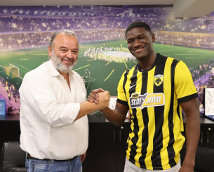 Ο Ζίνι επέκτεινε το συμβόλαιό του στην ΑΕΚ μέχρι το 2029