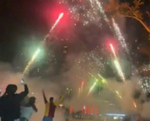 «Χαμός»  τα ξημερώματα έξω από το ξενοδοχείο της Λίβερπουλ από οπαδούς της Γαλατασαράι (video)