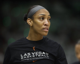 Παραμένει η απόσταση μεταξύ WNBA και παικτριών - Ανοιχτό το ενδεχόμενο απεργίας