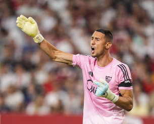 Με ήρωα Βλαχοδήμο και λυτρωτή Άνταμς, η Σεβίλλη «άλωσε» την έδρα της Ράγιο Βαγιεκάνο (video)