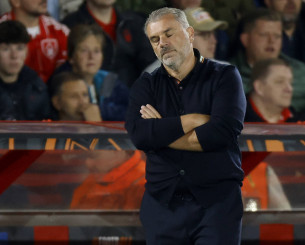 Κάκιστο ξεκίνημα κι αρνητικό ρεκόρ 100 ετών για Ποστέκολγου - «Θα απολυθείς το πρωί» του φώναζαν (video)