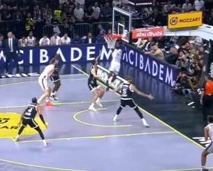 Ο Λόιντ βγήκε εκτός παρκέ και έβαλε το καλάθι της χρονιάς (video)