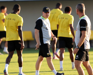 Η ΑΕΚ προπονείται στα Σπάτα και αναχωρεί για Λιουμπλιάνα