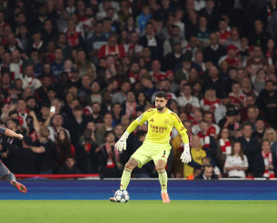 Με αυτά που έκανε κόντρα στον Ολυμπιακό, ο Ράγια απέδειξε γιατί είναι από τους καλύτερους κίπερ στην Premier League