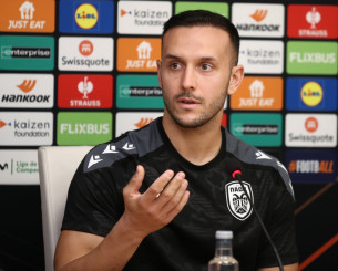 Σάστρε: «Ήρθαμε για τη νίκη - Το ματς με τον Ολυμπιακό είναι μακριά»