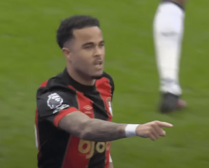 Πόσο περήφανος πατέρας είναι ο Κλάιφερτ - Σε  μια εβδομάδα σκόραραν οι τρεις γιοι του (video)