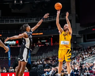 Κατσίβελης... at the buzzer για την ΑΕΚ (video)