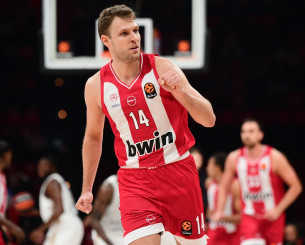Ο Βεζένκοφ είναι ο MVP της πέμπτης αγωνιστικής της Euroleague