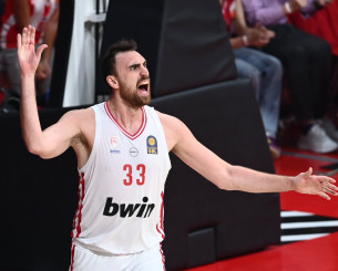 Ο Ολυμπιακός νίκησε γιατί άλλαξε το δέρμα του