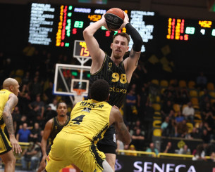 Το «τρελό» σουτ του Κουλμπόκα που έστειλε το Μαρούσι - Άρης στην παράταση (video)