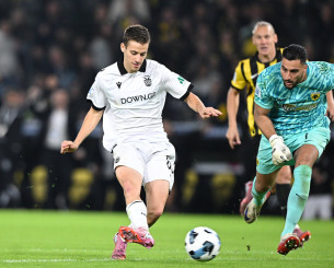 Παιδικό λάθος του Μουκουντί, ο Κωνσταντέλιας σε κενή εστία έκανε το 0-2 για τον ΠΑΟΚ (video)