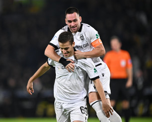 Ο ΠΑΟΚ «άλωσε» ξανά τη Νέα Φιλαδέλφεια και πάτησε κορυφή