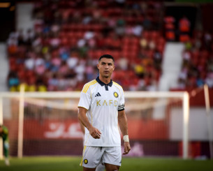 Μόνο ο Κριστιάνο - Αποκάλυψε στο Instagram to νέο λουκ του και πήρε 6 εκατ. like σε λίγες ώρες