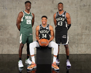 Antetokounbros vol.2: Ξανά μαζί στο NBA τα τρία αδέλφια Γιάννης, Θανάσης, Αλεξ Antetokounbros vol.2: Ξανά μαζί στο NBA τα τρία αδέλφια Γιάννης, Θανάσης, Αλεξ