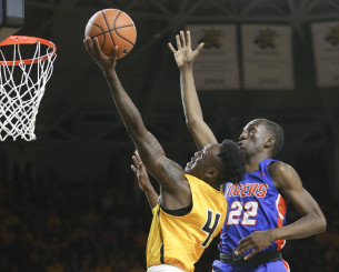 Ο Κολοσσός Ρόδου ενισχύεται με τον Ντέξτερ ΜακΚλάναχαν