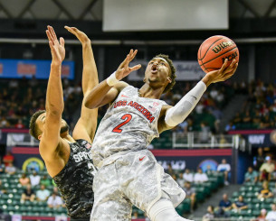 Ο Κόμπι Σίμονς υπέγραψε συμβόλαιο δύο μηνών με την Μπασκόνια