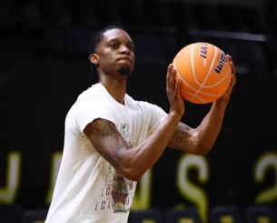 Στο νοσοκομείο ο Κάρτερ του Ερυθρού Αστέρα - Αντιμετωπίζει πρόβλημα στο αναπνευστικό του σύστημα