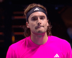 Επόμενες στάσεις Παρίσι και Αθήνα για τον... τραυματία Τσιτσιπά