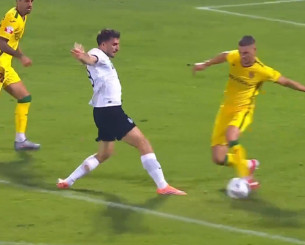 Ο Ιωαννίδης με όμορφη κίνηση έδωσε ασίστ στο γκολ της Σπόρτινγκ Λισαβόνας (video) Ο Ιωαννίδης με όμορφη κίνηση έδωσε ασίστ στο γκολ της Σπόρτινγκ Λισαβόνας (video)