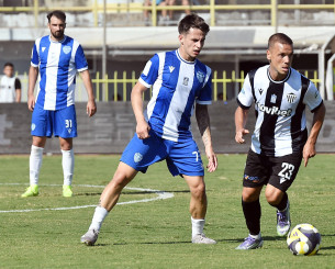 Ζωντανά και αποκλειστικά σε Athletiko και ACTION24 το Καλαμάτα - Ελλάς Σύρου για τη Super League 2