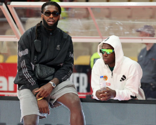 Χαμός με Ναν, Λεσόρ και φιλάθλους στο Twitter Χαμός με Ναν, Λεσόρ και φιλάθλους στο Twitter