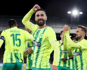 Η ΑΕΚ Λάρνακας υπερπρωταθλήτρια Κύπρου - Επικράτησε στα πέναλτι της Πάφου και σήκωσε το Super Cup Η ΑΕΚ Λάρνακας υπερπρωταθλήτρια Κύπρου - Επικράτησε στα πέναλτι της Πάφου και σήκωσε το Super Cup