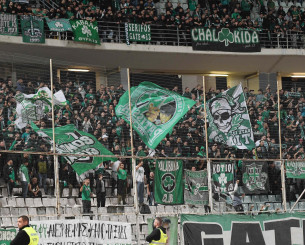 Έντονες αποδοκιμασίες από τους φίλους του Παναθηναϊκού στο ημίχρονο στον Βόλο