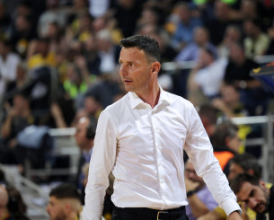 Έξαλλος ο Μίλιτσιτς, πήγε στα αποδυτήρια χωρίς να κάνει δηλώσεις