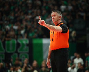 Oι διαιτητές στα παιχνίδια Παναθηναϊκού και Ολυμπιακού για τον 8η αγωνιστική της EuroLeague Oι διαιτητές στα παιχνίδια Παναθηναϊκού και Ολυμπιακού για τον 8η αγωνιστική της EuroLeague