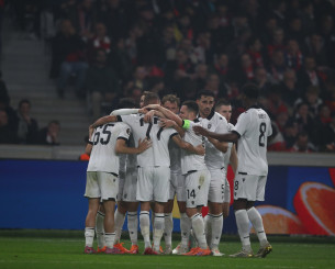 Η UEFA αποθέωσε τον ΠΑΟΚ για τη νίκη επί της Λιλ με ατάκα από τον «Μονομάχο» (video) Η UEFA αποθέωσε τον ΠΑΟΚ για τη νίκη επί της Λιλ με ατάκα από τον «Μονομάχο» (video)