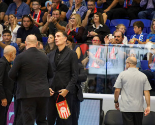 Μπαρτζώκας: «Το πρόγραμμα μας είναι όπως είναι και αν παραπονιόμαστε θα γίνει δυσκολότερο» Μπαρτζώκας: «Το πρόγραμμα μας είναι όπως είναι και αν παραπονιόμαστε θα γίνει δυσκολότερο»
