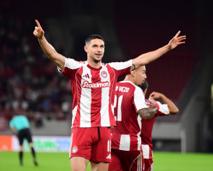 Δύο γκολ σε ένα λεπτό ο Γιάρεμτσουκ - Αδιανόητη «φωτοβολίδα» το δεύτερο (videos) Δύο γκολ σε ένα λεπτό ο Γιάρεμτσουκ - Αδιανόητη «φωτοβολίδα» το δεύτερο (videos)