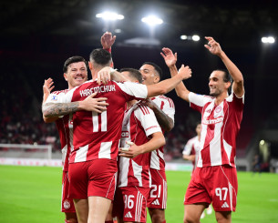 Με πρωταγωνιστές τους Γιάρεμτσουκ και Μπιανκόν, ο Ολυμπιακός «διέλυσε» τον Βόλο Με πρωταγωνιστές τους Γιάρεμτσουκ και Μπιανκόν, ο Ολυμπιακός «διέλυσε» τον Βόλο