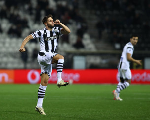 Η γκολάρα του Ιβανούσετς για το 1-0 του ΠΑΟΚ (video) Η γκολάρα του Ιβανούσετς για το 1-0 του ΠΑΟΚ (video)