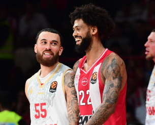 H Μονακό αφιέρωσε τη νίκη της επί του Ολυμπιακού στο ΣΕΦ στον...  Παναθηναϊκό (video) H Μονακό αφιέρωσε τη νίκη της επί του Ολυμπιακού στο ΣΕΦ στον...  Παναθηναϊκό (video)