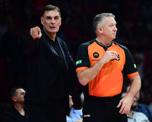 Μπαρτζώκας: «Κάναμε λάθη που μπορούν να σε τρελάνουν» Μπαρτζώκας: «Κάναμε λάθη που μπορούν να σε τρελάνουν»