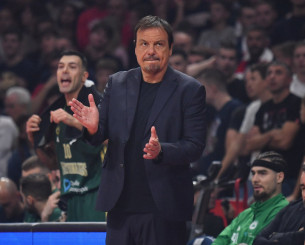 Αταμάν: «Συγχαρητήρια στον Ολυμπιακό, συγνώμη μπερδεύτηκα, στον Ερυθρό Αστέρα»