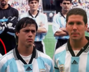 «Άναβα τσιγάρο και του φυσούσα τον καπνό στο πρόσωπο» - Σιμεόνε και Αλμέιδα, έξι χρόνια μαζί σε ένα δωμάτιο «Άναβα τσιγάρο και του φυσούσα τον καπνό στο πρόσωπο» - Σιμεόνε και Αλμέιδα, έξι χρόνια μαζί σε ένα δωμάτιο