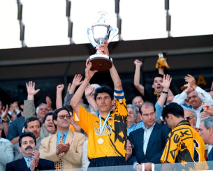 Μεγάλη στιγμή για την ΑΕΚ: Ο Στέλιος Μανωλάς την Κυριακή στη Νέα Φιλαδέλφεια για φωτογραφίες και αυτόγραφα με τον κόσμο