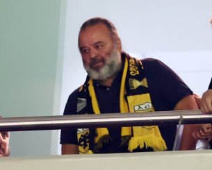 Στο Φάληρο για το Ολυμπιακός-ΑΕΚ ο Μάριος Ηλιόπουλος Στο Φάληρο για το Ολυμπιακός-ΑΕΚ ο Μάριος Ηλιόπουλος