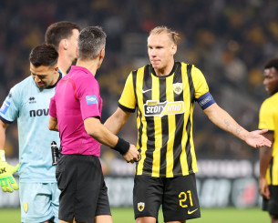 Συμπλήρωσε κάρτες ο Βίντα - Χάνει ένα από τα επόμενα ματς της ΑΕΚ