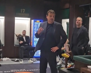 Η ομιλία του Αταμάν στα αποδυτήρια του Παναθηναϊκού μετά τη νίκη επί της Μακάμπι (video) Η ομιλία του Αταμάν στα αποδυτήρια του Παναθηναϊκού μετά τη νίκη επί της Μακάμπι (video)