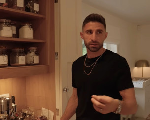 Ποδοσφαιριστής καταγγέλει: «Με ανάγκαζαν να προπονούμαι μόνος μου διαφορετικές ώρες, χωρίς φαγητό» Ποδοσφαιριστής καταγγέλει: «Με ανάγκαζαν να προπονούμαι μόνος μου διαφορετικές ώρες, χωρίς φαγητό»