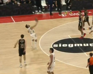 Τι έβαλες ρε Καμπάτσο: Η καλαθάρα της χρονιάς που δεν μέτρησε ποτέ (video) Τι έβαλες ρε Καμπάτσο: Η καλαθάρα της χρονιάς που δεν μέτρησε ποτέ (video)