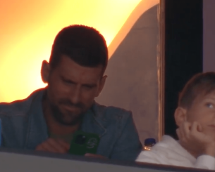 Ο Τζόκοβιτς στην Αθήνα: Ο λόγος που τον αποδοκίμασαν οι οπαδοί του Παναθηναϊκού και τα πρόσωπα έκπληξη δίπλα του Ο Τζόκοβιτς στην Αθήνα: Ο λόγος που τον αποδοκίμασαν οι οπαδοί του Παναθηναϊκού και τα πρόσωπα έκπληξη δίπλα του