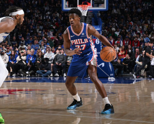 Συνεχίζουν χωρίς ήττα Σπερς και Σίξερς