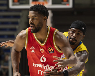 Ντεμπούτο στη EuroLeague για τους Μπάτλερ και Ντίνγουιντι: Οι επιδόσεις τους Ντεμπούτο στη EuroLeague για τους Μπάτλερ και Ντίνγουιντι: Οι επιδόσεις τους